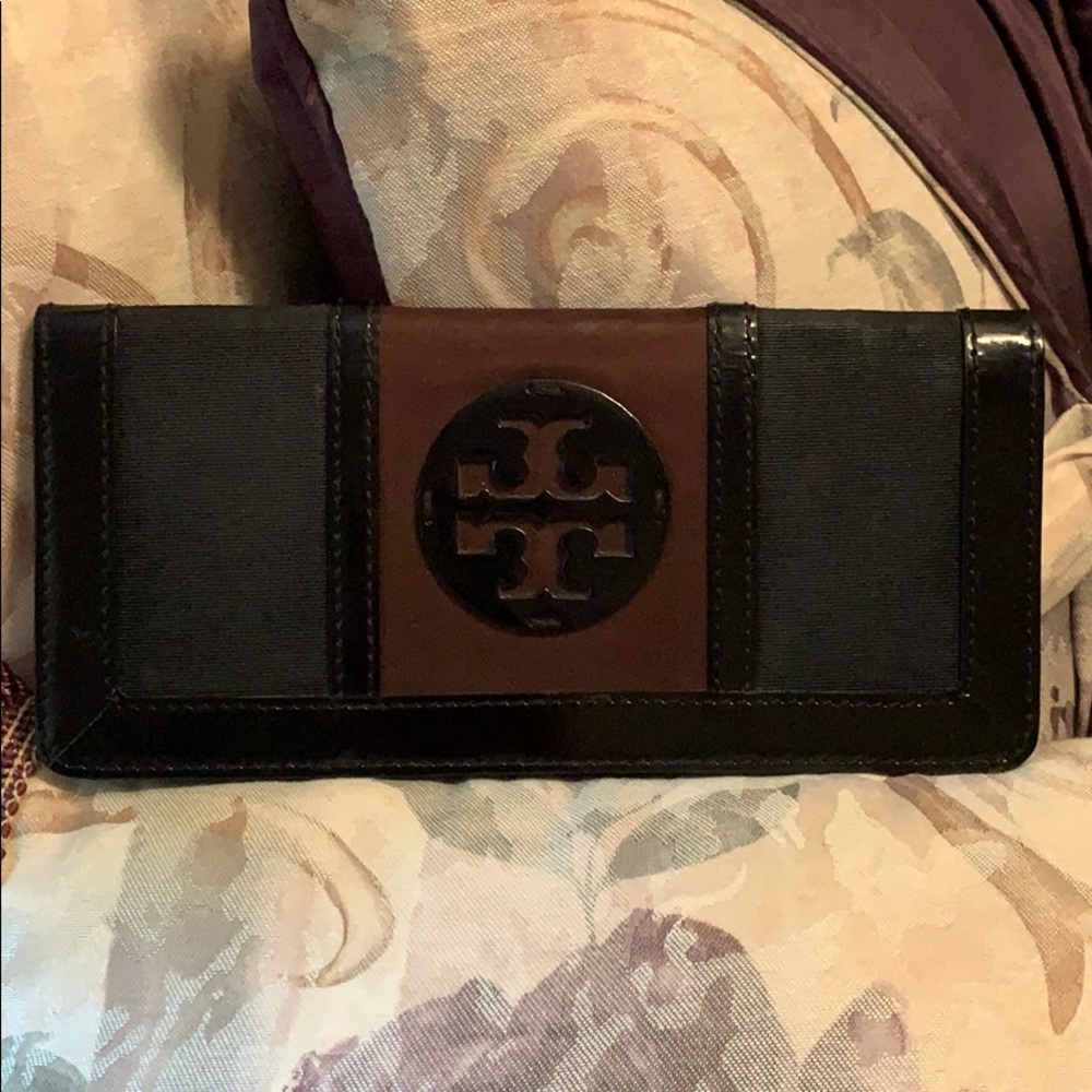 Tory Burch - Clutch/Wallet - EUC